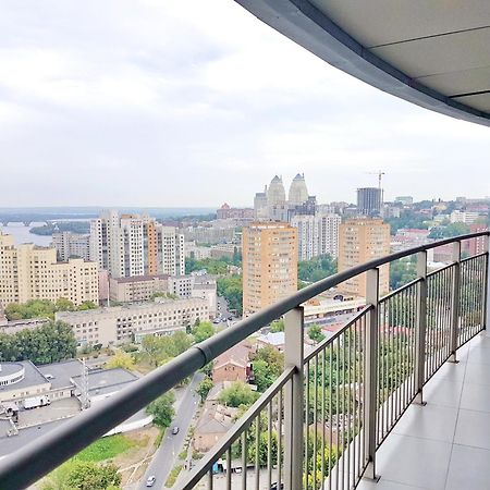 Most City Apart-Hotel Днепър Екстериор снимка