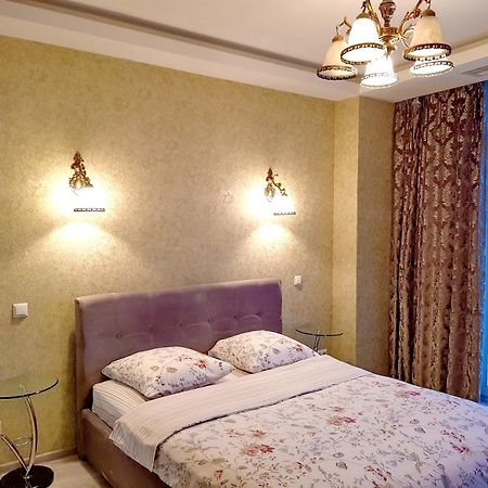 Most City Apart-Hotel Днепър Екстериор снимка