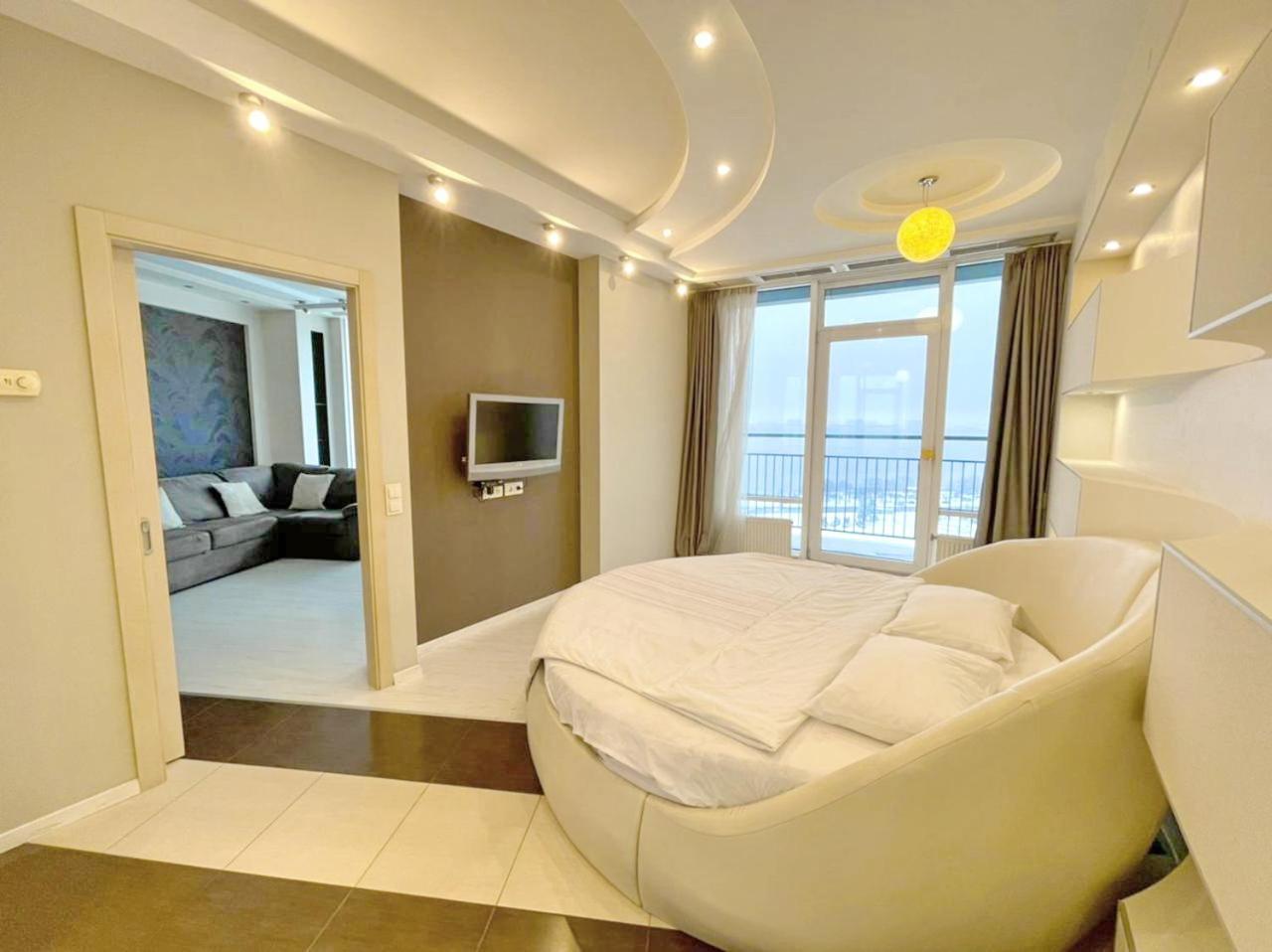 Most City Apart-Hotel Днепър Стая снимка