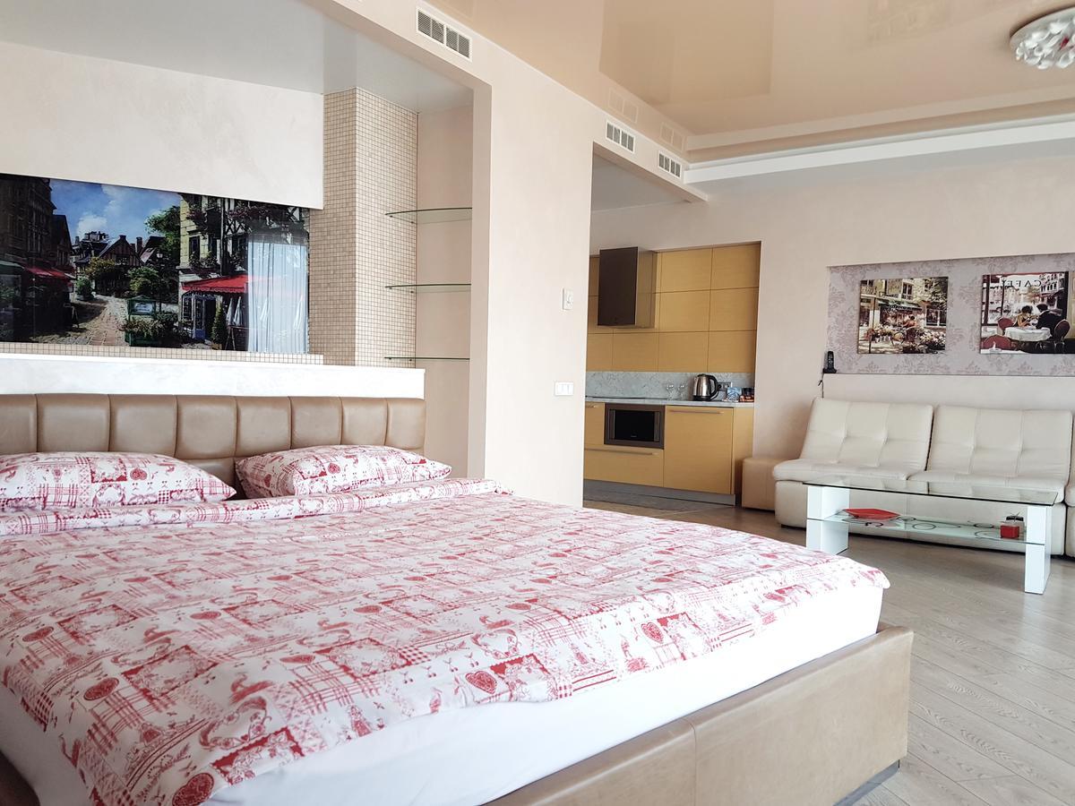 Most City Apart-Hotel Днепър Екстериор снимка