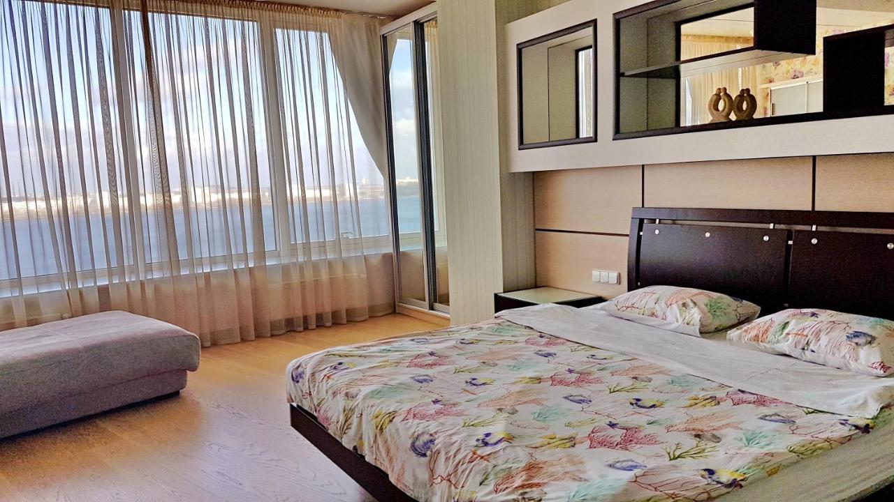 Most City Apart-Hotel Днепър Екстериор снимка